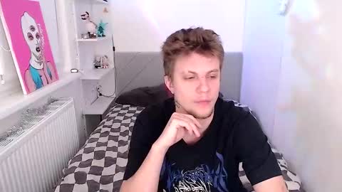 Snapshot of degradat1on chatting on 12.15.25 degradat1on online show from 12.15.25