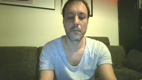 Snapshot of degrandis chatting on 01.08.25 Luka Magic online show from 01.08.25