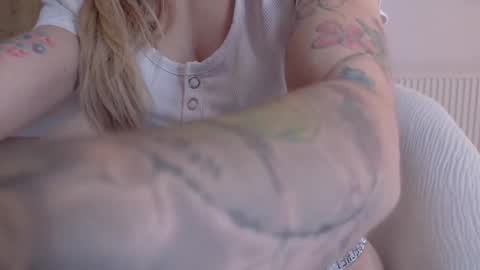 Snapshot of deidi_sweet chatting on 02.27.25 Di online show from 02.27.25