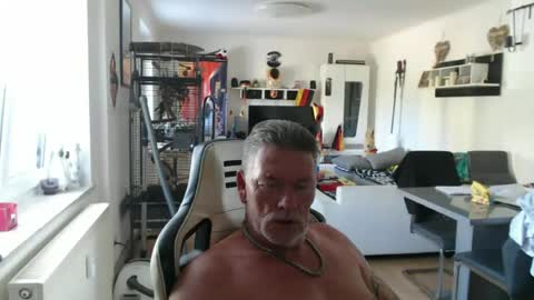 Snapshot of deinprinz2312 chatting on 06.24.26 deinprinz2312 online show from 06.24.26