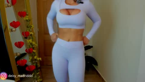 Snapshot of deisy_madrid chatting on 04.24.26 deisymadrid online show from 04.24.26
