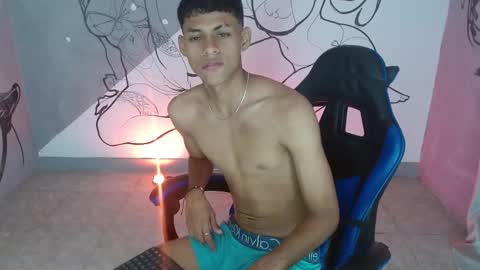 Snapshot of deivid_bigcock1 chatting on 10.13.25 Deivid online show from 10.13.25