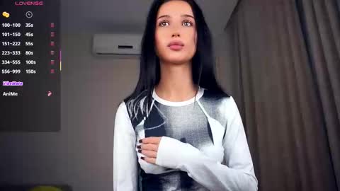 Hello everyone Im Tessa Make yourself comfortable. Were going to have fun together  online show from 11.02.25