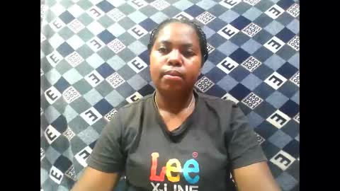 deliah712909 online show from 10.21.25