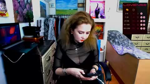 Snapshot of delicecat chatting on 02.12.25 Delicacat online show from 02.12.25