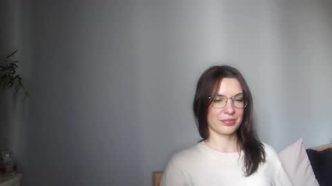Snapshot of delightaurora chatting on 01.20.25 Aurora online show from 01.20.25