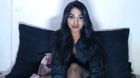 Delilah Blaze online show from 01.26.25