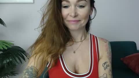 Snapshot of delilah_sweet chatting on 03.06.25 delilah_sweet online show from 03.06.25