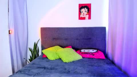 Snapshot of delilah_wicked chatting on 02.17.26 delilah_wicked online show from 02.17.26