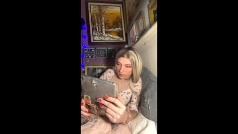 Delilah  Juju online show from 06.11.26