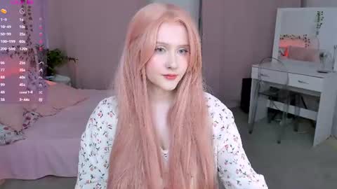 Snapshot of delilahtaylor chatting on 06.18.26 Delilah or Laila online show from 06.18.26