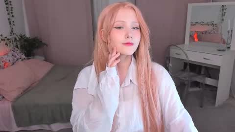 Snapshot of delilahtaylor chatting on 06.27.26 Delilah or Laila online show from 06.27.26