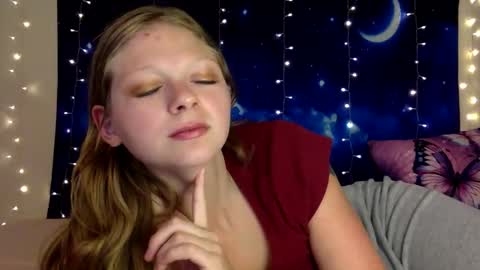 Snapshot of delilalove3412 chatting on 05.25.26 DelilaLove3412 online show from 05.25.26