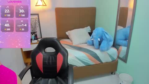 Snapshot of delilaquinn chatting on 01.11.25 delilaquinn online show from 01.11.25