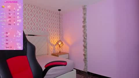 Snapshot of delilaquinn chatting on 02.03.25 delilaquinn online show from 02.03.25