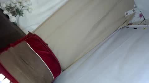 Snapshot of deliouscum chatting on 02.06.25 Margie online show from 02.06.25