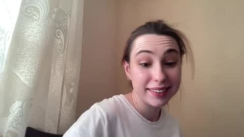Snapshot of deliverysmile chatting on 05.24.26 Delivery online show from 05.24.26