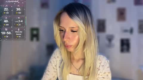 Della online show from 02.09.26