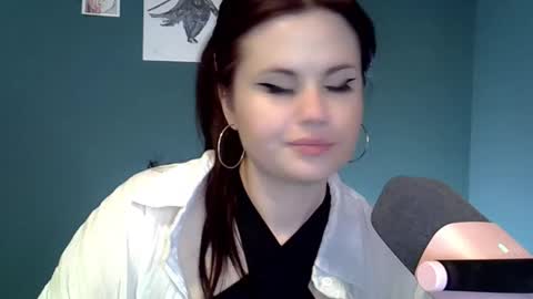 Snapshot of dellacrush_ chatting on 02.20.25 dellacrush_ online show from 02.20.25