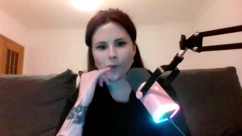 Snapshot of dellacrush_ chatting on 03.02.25 dellacrush_ online show from 03.02.25