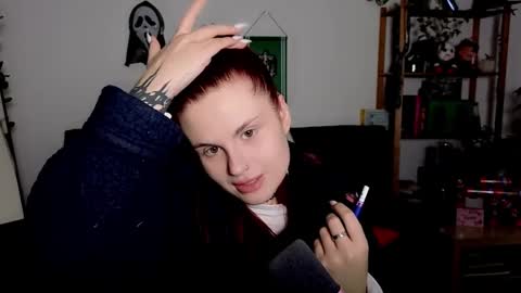 dellacrush_ online show from 11.26.25