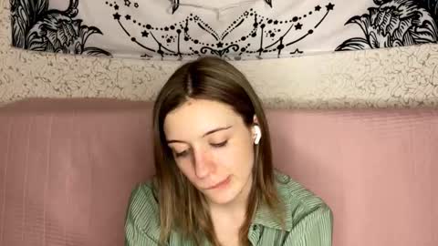 Sia online show from 01.09.26