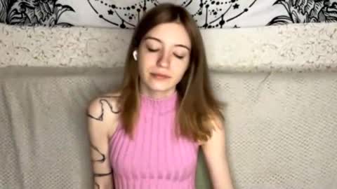 Sia online show from 01.17.26