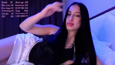 delly_love online show from 11.20.25