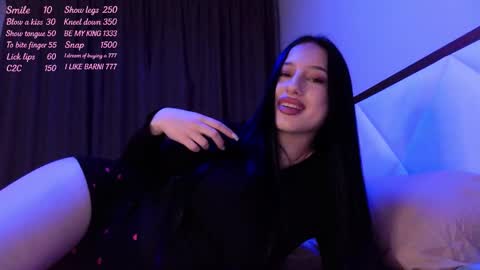 delly_love online show from 11.24.25