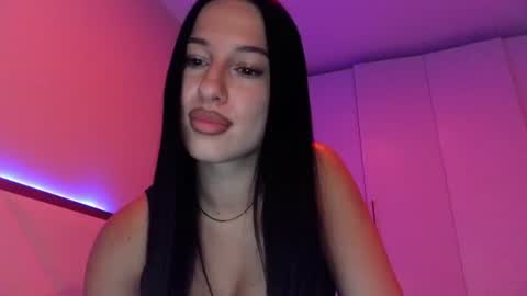 Snapshot of delly_love chatting on 06.25.26 delly_love online show from 06.25.26