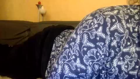 Delphine online show from 01.08.25