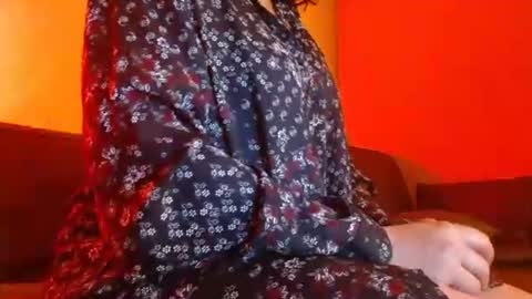 Delphine online show from 01.17.25