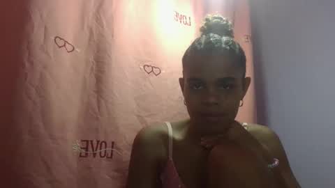 delphine online show from 04.10.26