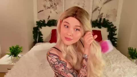 Delia online show from 12.22.25