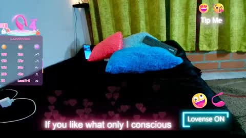 Snapshot of dember_osohot chatting on 02.18.25 dember_osohot online show from 02.18.25