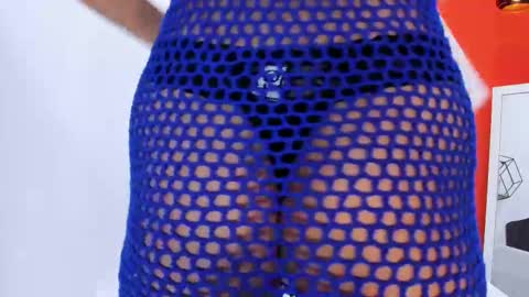 Snapshot of demi_hot69 chatting on 02.22.26 Demi online show from 02.22.26