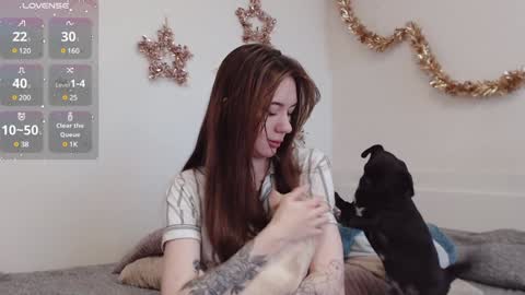 Snapshot of demiamour chatting on 12.11.24 Demi. not your babybabebb and other shit online show from 12.11.24