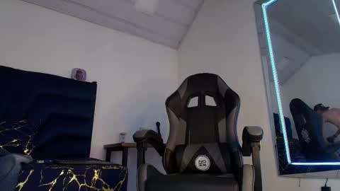 Demian Prince online show from 03.11.25