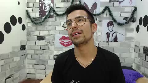 Snapshot of demian_val_4 chatting on 12.16.24 demian_val_4 online show from 12.16.24