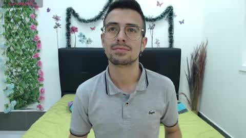 Snapshot of demian_val_4 chatting on 12.27.24 demian_val_4 online show from 12.27.24