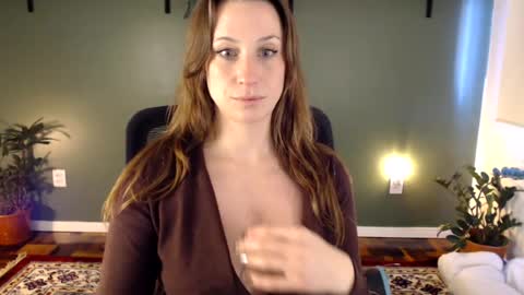 Snapshot of demmetria chatting on 07.15.26 demmetria online show from 07.15.26