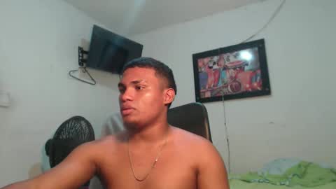 Snapshot of demol_latin chatting on 11.21.25 MASTER DAV online show from 11.21.25