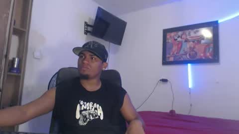 Snapshot of demol_latin chatting on 12.16.25 MASTER DAV online show from 12.16.25