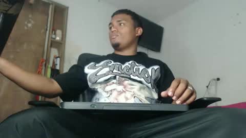 Snapshot of demol_latin chatting on 03.13.26 MASTER DAV online show from 03.13.26