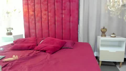   online show from 04.13.26