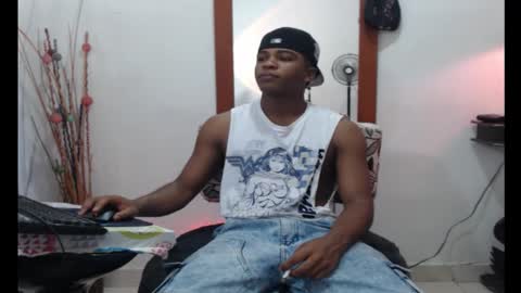 Snapshot of demond_333 chatting on 09.28.25 DEMOND online show from 09.28.25