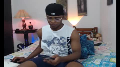 Snapshot of demond_333 chatting on 10.12.25 DEMOND online show from 10.12.25