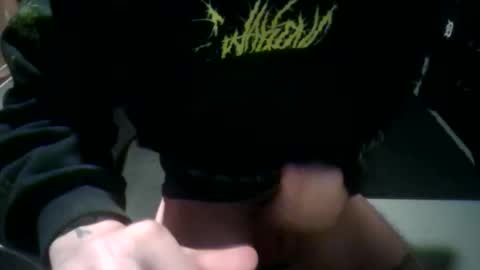 Snapshot of demondickxxx chatting on 06.10.26 demondickxxx online show from 06.10.26