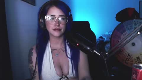 Snapshot of demongf chatting on 06.19.26 Demoness Mina online show from 06.19.26