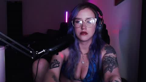 Snapshot of demongf chatting on 08.02.26 Demoness Mina online show from 08.02.26
